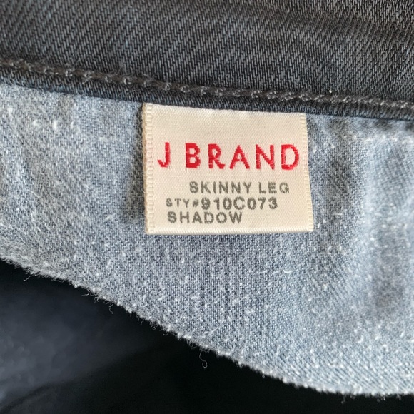 J Brand skinny leg in shadow - Picture 5 of 6